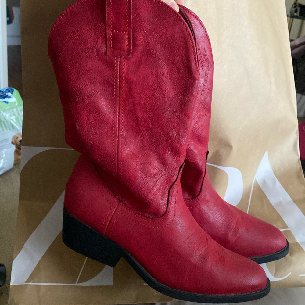 RAMPAGE red boots